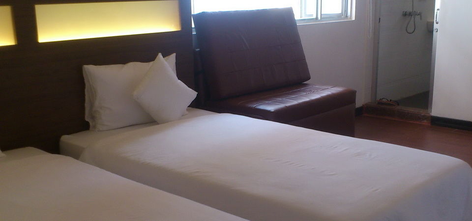 Clover City Center Hotel Yangon Exterior foto