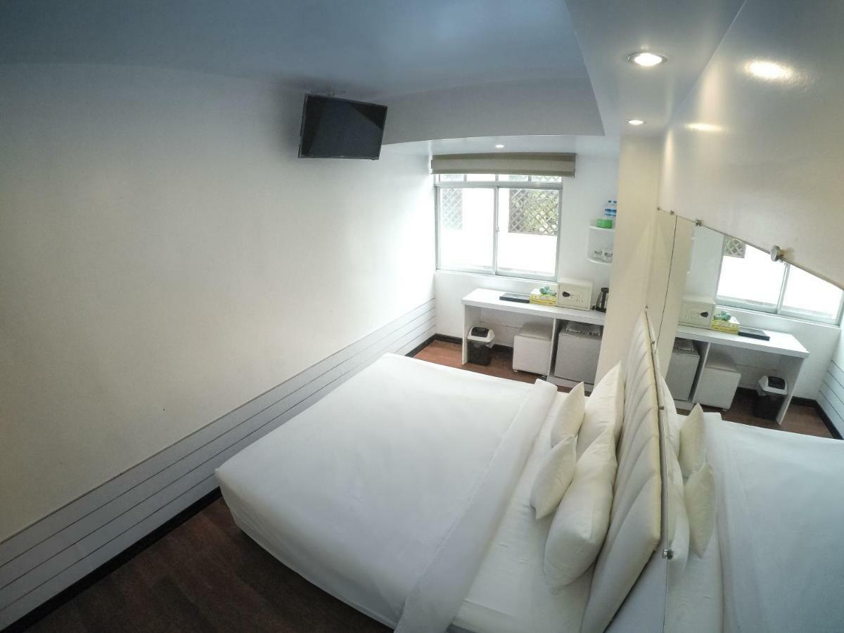 Clover City Center Hotel Yangon Exterior foto