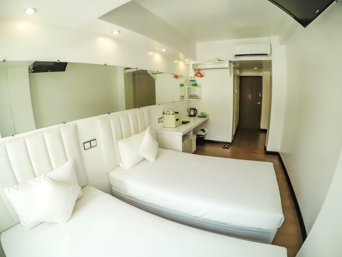 Clover City Center Hotel Yangon Exterior foto